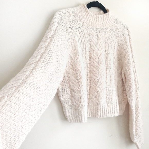 NWOT Aritzia Sunday Best Melly Cable Knit Sweater - Picture 10 of 17